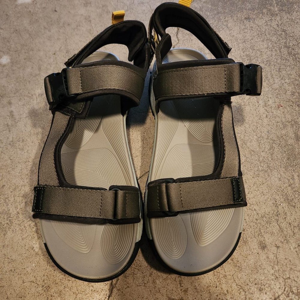 Men's Ozark Trail: Sandals: Size 9
